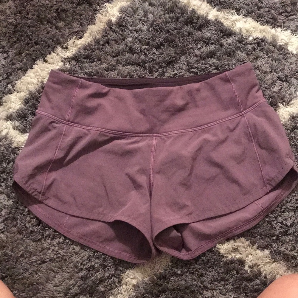 Lululemon shorts!! Speed up short 2.5”